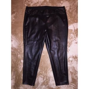 Faux leather leggings